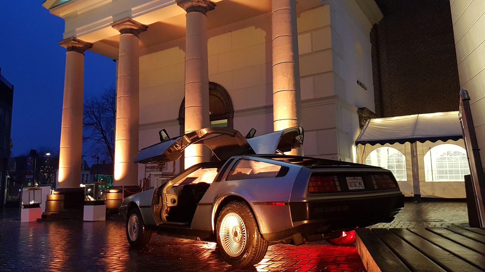 Delorean DMC-12 huren